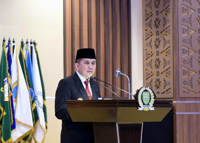 Pj Gubernur Agus Fatoni Sampaikan Penjelasan Terkait Enam Ranperda Provinsi Sumsel
