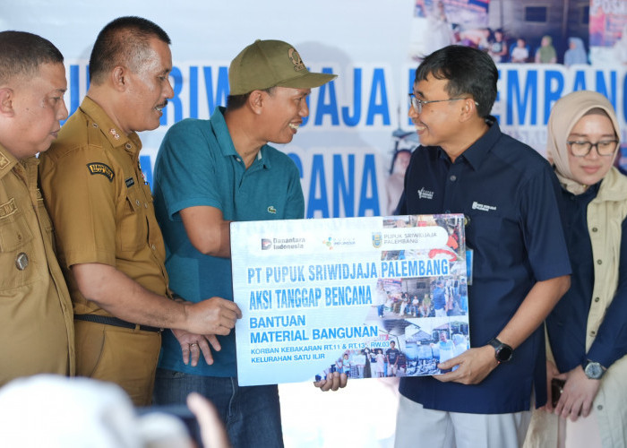 Korban Kebakaran 1 Ilir Palembang, Terima Bantuan Material Bangunan dari PUSRI