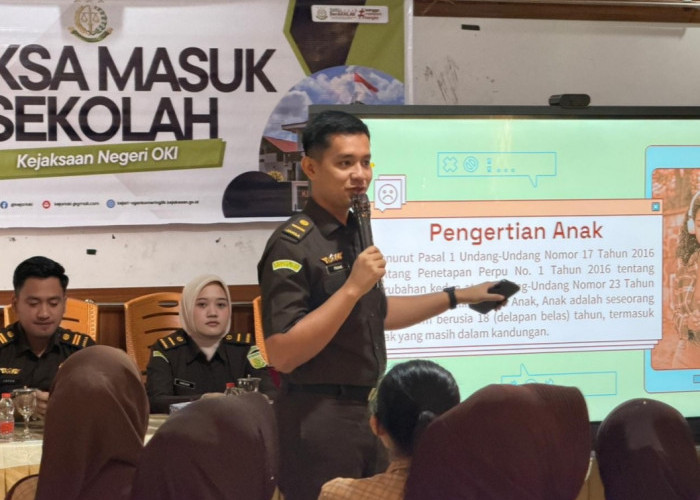 Jaksa Masuk Sekolah di SMAN 1 Kayuagung, Kejari OKI Sosialisasi Aspek Hukum