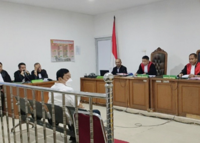 Hakim Tolak Eksepsi Afen Bos Sawit Bangka, Perintahkan Jaksa Hadirkan Saksi Sidang Korupsi Izin Sawit Mura