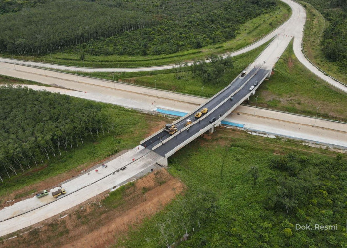 Jalan Tol Palembang-Betung Bisa Dilalui Pemudik, Kebut Pengaspalan Utamakan Kenyamanan 