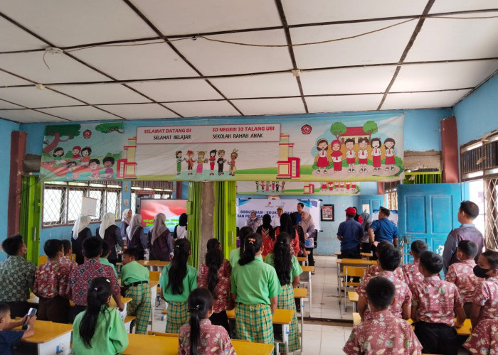 Tingkatkan Kesiapsiagaan Sejak Dini, Medco E&P Edukasi serta Simulasikan Penanganan Bahaya Api di SDN 33 Ibul