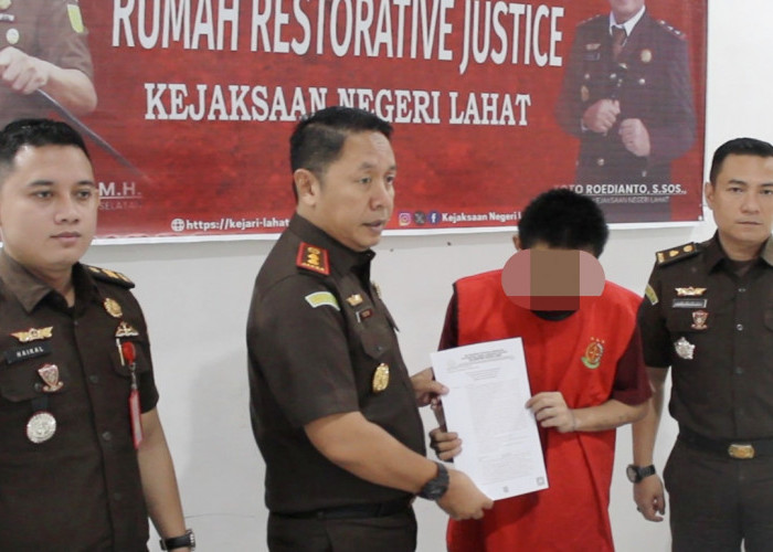 Jaksa Bebaskan Tulang Punggung Keluarga Dari Jeratan Pasal Pencurian Melalui Restorative Justice