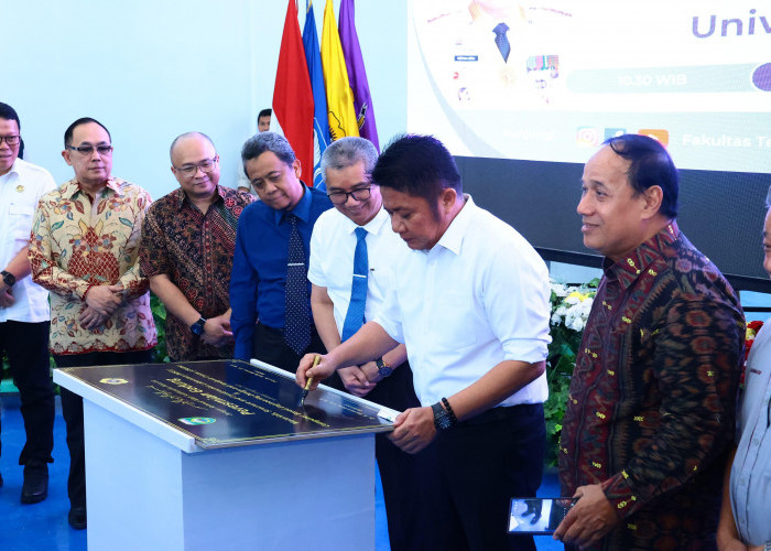 Resmikan 2 Laboratorium Canggih Fakultas Teknik Unsri, Gubernur Sumsel Harap Dorong SDM Berdaya Saing Global