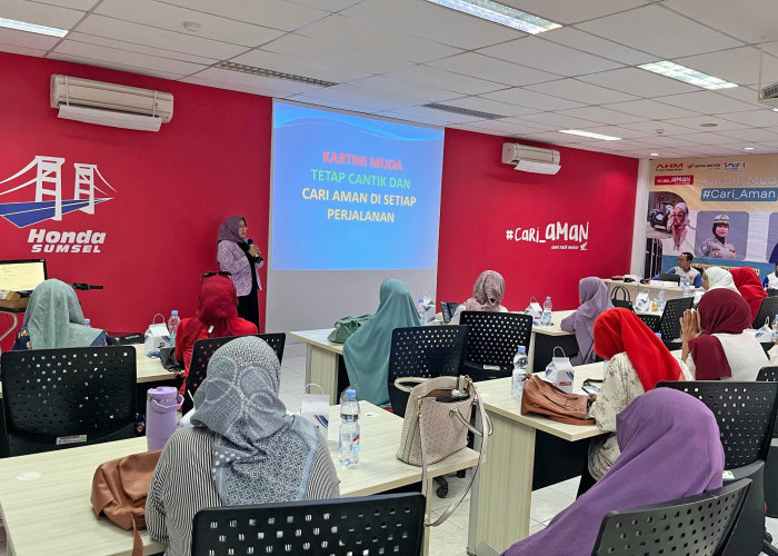 Kartini Masa Kini, Aman Berkendara dan Berdaya Bersama Astra Motor Sumsel