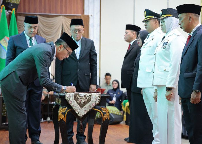 Rombak Kabinet! Ratu Dewa Lantik 127 Pejabat Pemkot Palembang, 6 Kepala Dinas Kena Rolling 