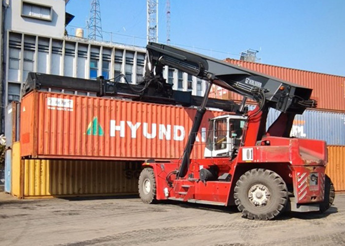 Pelindo Regional 2 Palembang Pastikan Operasional Petikemas Tetap Lancar Pasca Insiden Reach Stacker