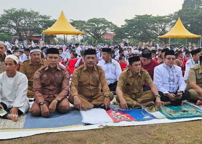 Sekretaris DPRD Luwu Utara Ikuti Salat Istisqa Pemkab