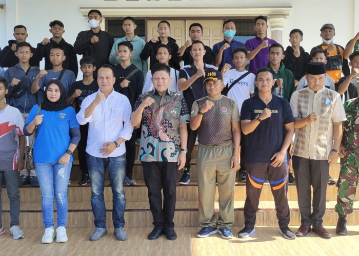 Bupati Enos Melepas Peserta Liga Santri ke Palembang, Rebut Piala Kasad 