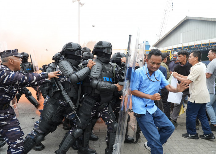 Lanal Palembang Lumpuhkan Ancaman dalam Exercise ISPS Code di Pelabuhan Boombaru