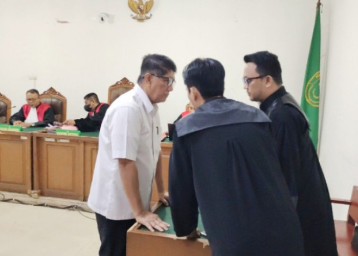 Divonis 2 Tahun Penjara, Eddy Hermanto Pikir-pikir atas Putusan Kasus Korupsi Revitalisasi Pasar Cinde