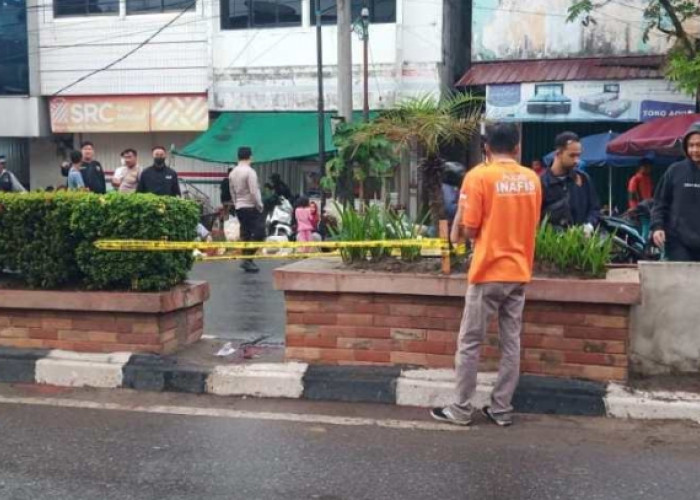 Menyeberang di Trotoar Pasar Modern Prabumulih, Seorang Pria Tewas Ditusuk OTD