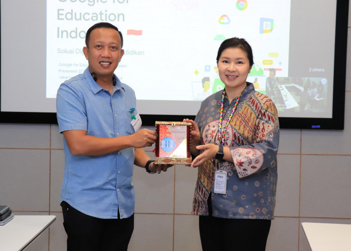 Kadisdik Targetkan Palembang Jadi Sekolah Rujukan Google (SRG)