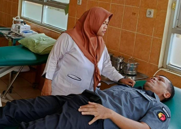 Waduh! Komisioner Bawaslu Banyuasin Berkelahi dengan Anggota Saat Sedang Rapat Internal 