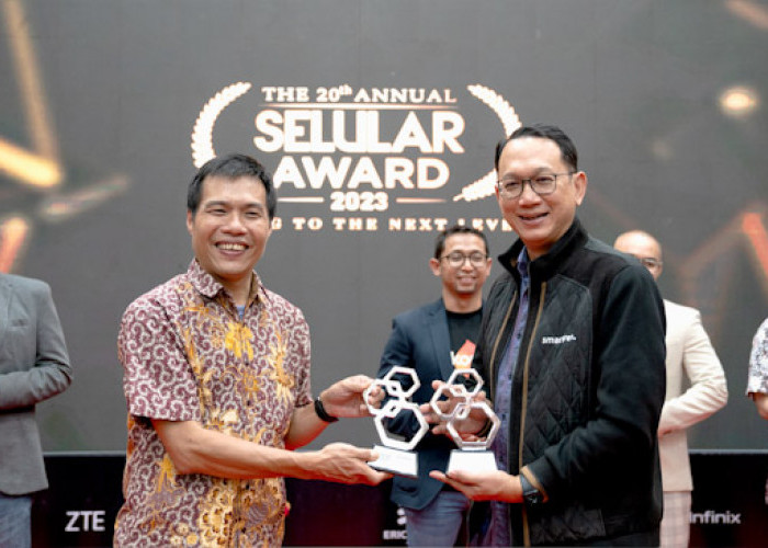 Gerakan Smartfren 100 Persen untuk Indonesia Raih Penghargaan Selular Awards 2023