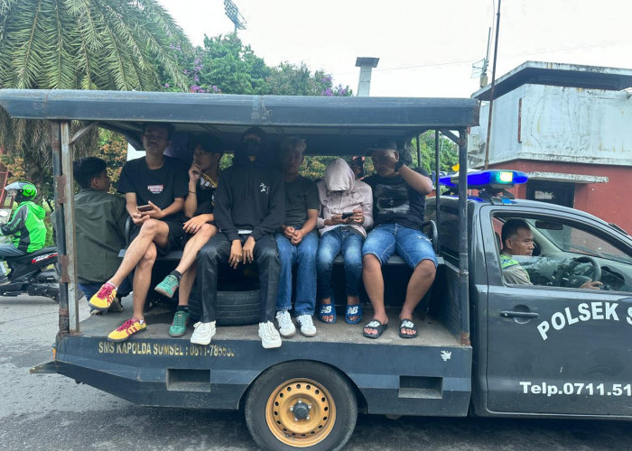 Panggil Orang Tua Puluhan Supporter yang Diamankan Bawa Miras Saat Nonton Bola di Stadion Jakabaring