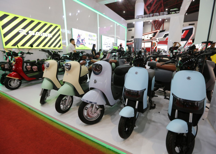 Baterai Motor Listrik Cepat Rusak? Simak Cara Mengecas yang Benar agar Umur Pakai Lebih Panjang