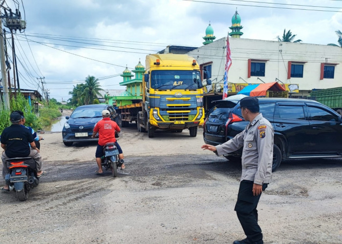 Peningkatan Arus Kendaraan Jelang Mudik Lebaran, Polsek Pemulutan Tingkatkan Patroli dan Pemantauan Jalur