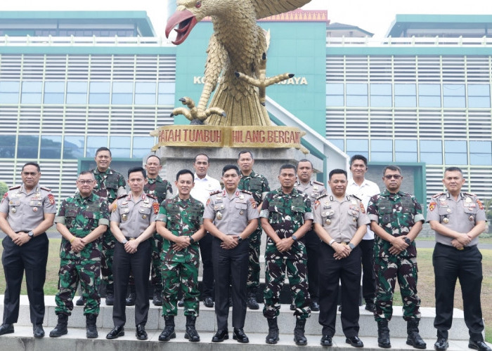 Kapolda Sumsel Irjen Rony Samtana Temui Pangdam II/Sriwijaya Mayjen Ujang, Perkuat Sinergi TNI-Polri 