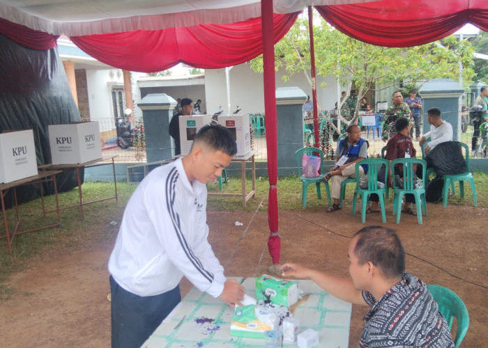 Hak Suara Diwakilkan, TPS 15 Kebun Bunga Nyoblos Ulang, KPPS: Kecolongan Saat Ramai, Petugas di Toilet