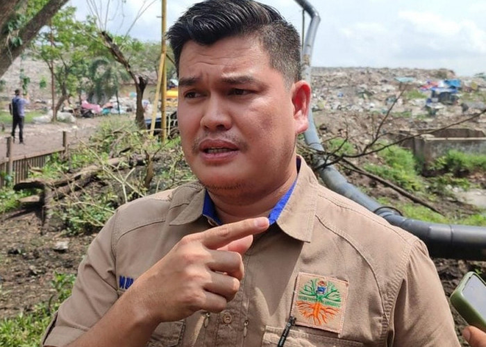 Pemkot Palembang Terima Bantuan 15 Truk Sampah dari Pemprov Sumsel 