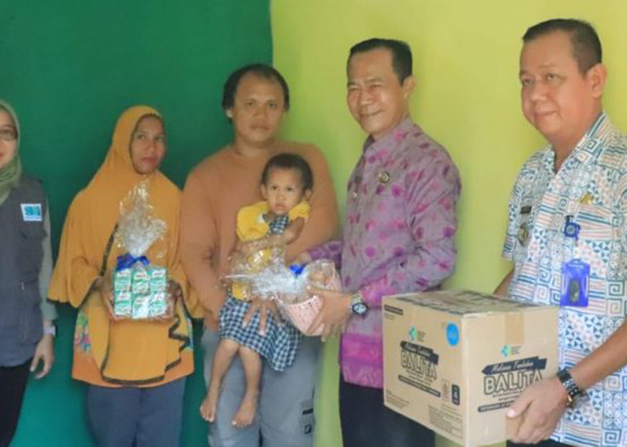 Pj. Walikota Prabumulih Tinjau Balita Stunting, Tekan Angka Hingga 12,3 Persen