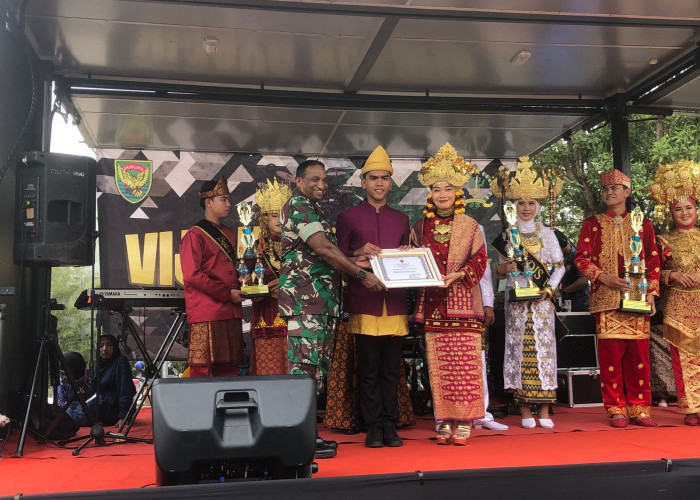 UBD Palembang Raih Juara 1 Lomba Hias Mobil, dan Juara 4 Lomba Baju Adat di Peringatan Sumpah Pemuda