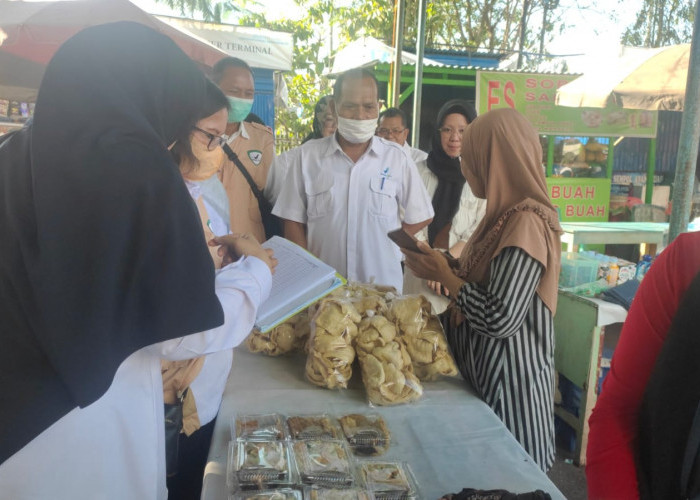 BPOM Sidak Pasar Ramadan Muara Enim