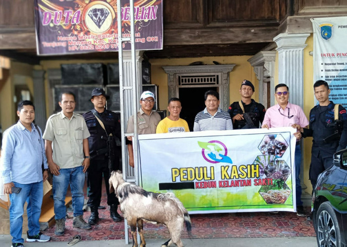 PT Kelantan Sakti Berikan 5 Ekor Kambing Kurban ke Desa-Desa sekitar Perusahaan