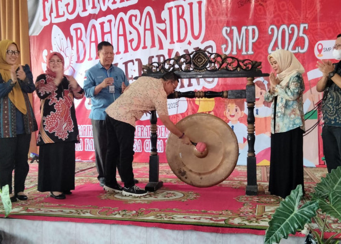Lestarikan Bahasa Daerah hingga Tingkatkan Literasi Baca Tulis