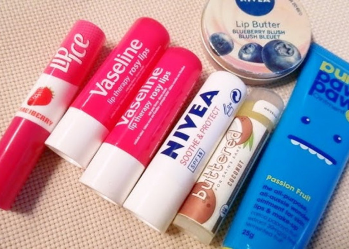 Mulai dari Vaseline hingga Lip Ice, Ini 5 Rekomendasi Lip Balm untuk Bibir Lembap