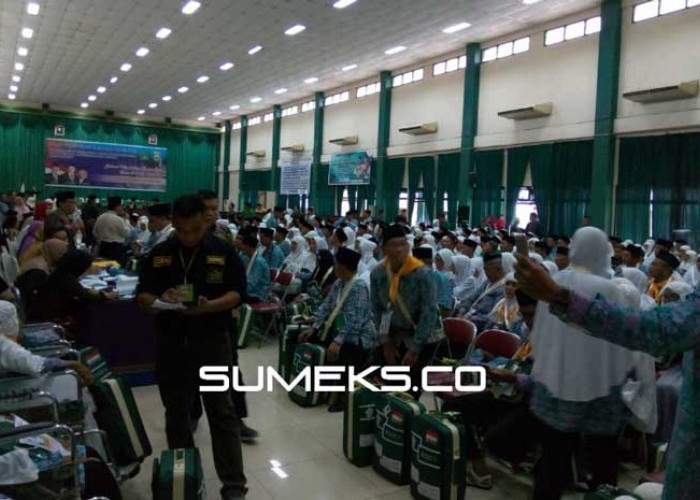 Peminat Haji Kabupaten OKI Membeludak, Kantor Kemenag Minta Tambahan Kuota
