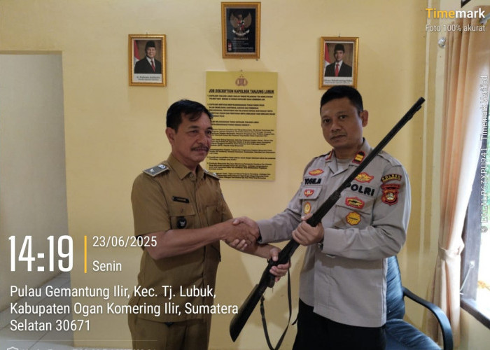 Polsek Tanjung Lubuk Terima 5 Pucuk Senpi Serahan Masyarakat