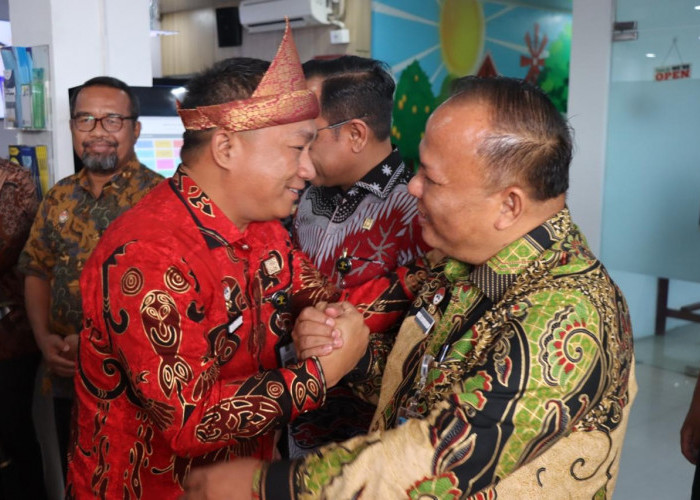 Hendrik Pagiling Pamit Tugas, Kadiv P3H Kemenkum Sumsel Resmi Diserahterimakan