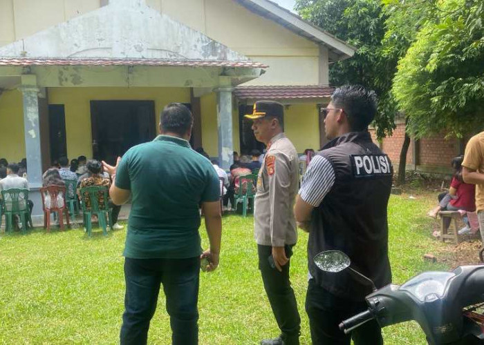 Jaga Kekhidmatan Perayaan Pekan Suci dan Paskah, Polres Ogan Ilir Lakukan Pengamanan di Gereja