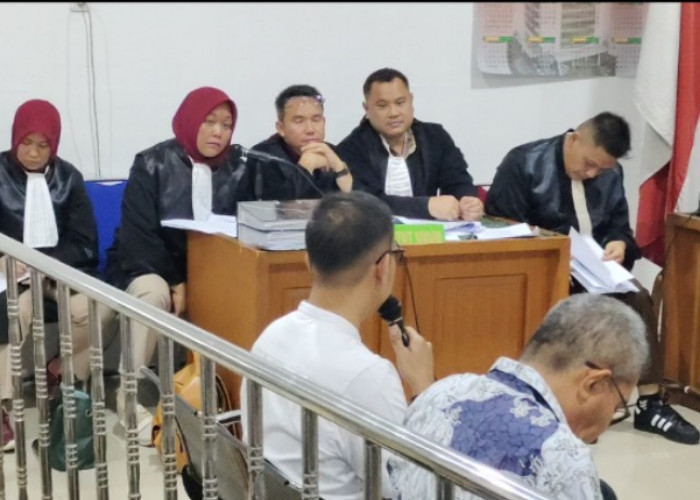 Saksi Sebut Ada Transaksi Mencurigakan Rp400 Juta 'Untuk Ibu', Diasumsikan untuk Anita Noeringhati