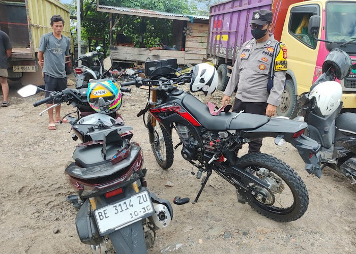 2 Motor ‘Adu Kambing’ di Lintas Desa Pandan Enim, Pemotor Tanpa Nopol Tak Selamat, Kondisi 3 Korban Lainnya?  