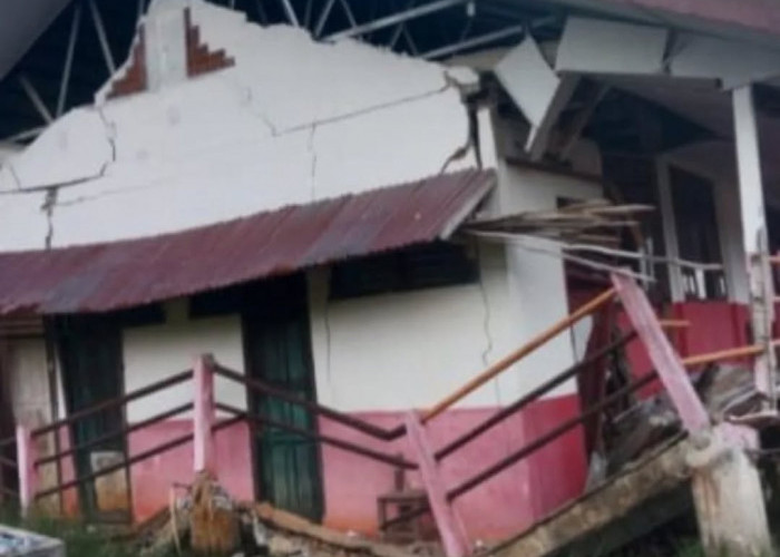 Gedung SDN 17 Tungkal Ilir Roboh, Untung Sepi Kegiatan Belajar Mengajar
