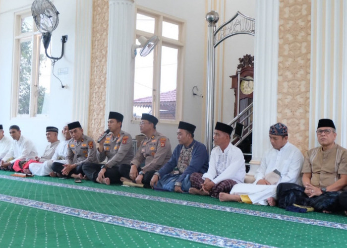 Jumat Keliling, Kapolres OKI Ajak Warga Cegah Karhutla, Narkoba dan Judi Online