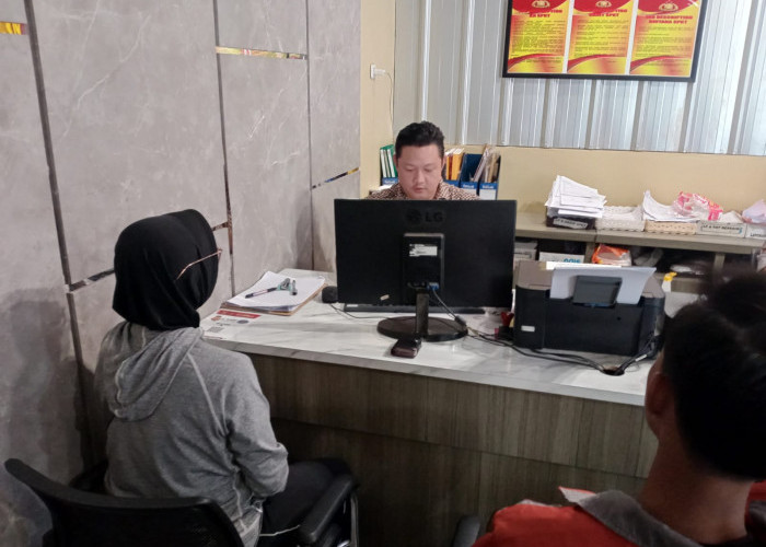 Jual Emas Niat Hati Belikan Anak Motor Murah di Marketplace FB, ASN di Palembang Merugi Puluhan Juta Rupiah 
