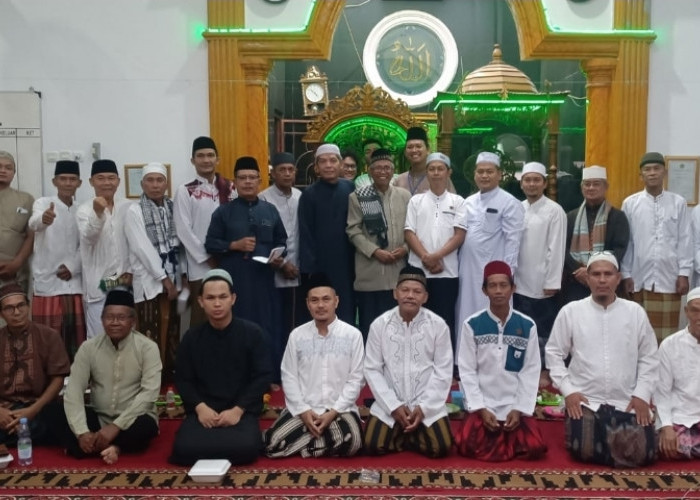 Ratusan Jamaah Padati Maulid Nabi di Masjid Al-Huda Palembang, KH Umar Said Ajak Teladani Akhlak Rasulullah