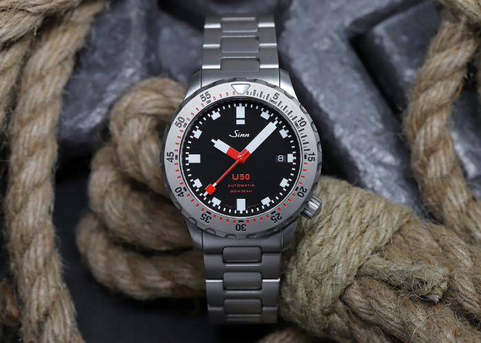 Jam Tangan Sinn U50 Dibuat dari Baja Kapal Selam Jerman, Kuat dan Tahan Air Laut