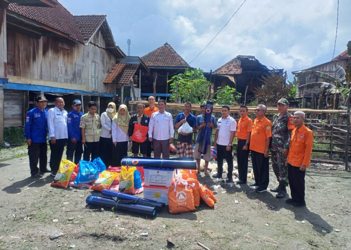 Pemkab Muba Bergerak Cepat, Bantuan Tanggap Bencana Untuk Korban Kebakaran Desa Petaling