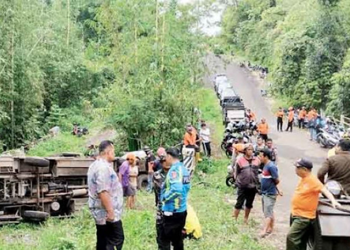 Lurah Karya Baru Palembang Benarkan Korban Kecelakaan Bus di Pagaralam Rombongan Majelis Taklim Bukit Baru