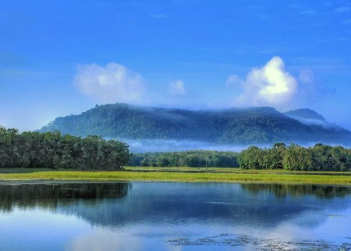 Danau Aur: Keindahan Alam dan Sejarah yang Mempesona di Musi Rawas, Sumatera Selatan