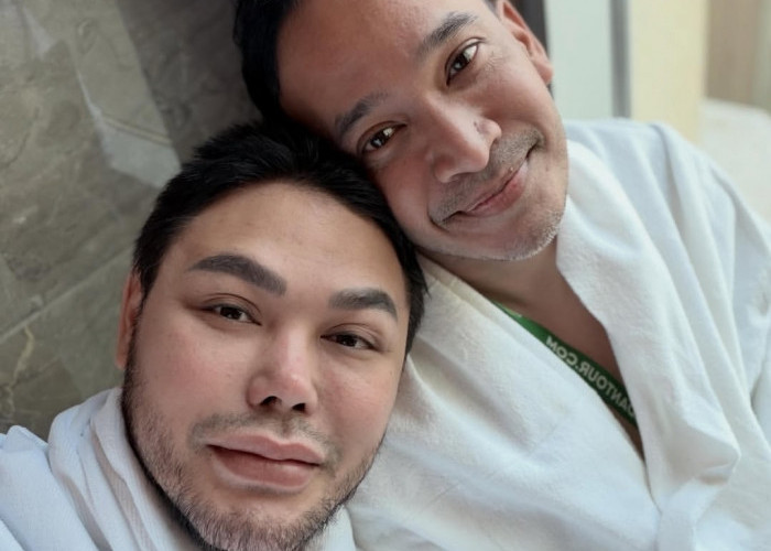 Alhamdulillah, Ivan Gunawan dan Ruben Onsu Sudah di Depan Ka'bah Tanah Suci Makkah 