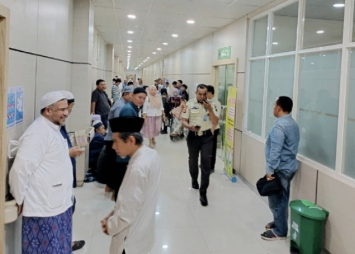 Ulama dan Asatidz Palembang Sambangi RSUD Siti Fatimah, Panjatkan Doa untuk Kesembuhan H Halim