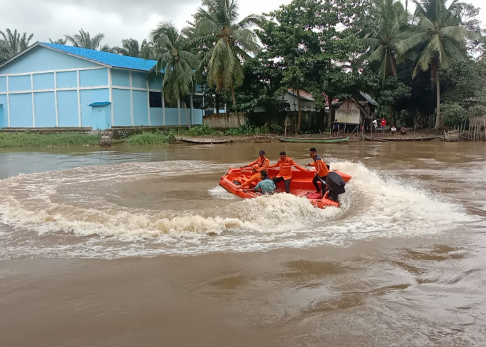 Pencarian Hari Keempat Bocah Tenggelam di Sungai Komering Sisir hingga Desa Anyar