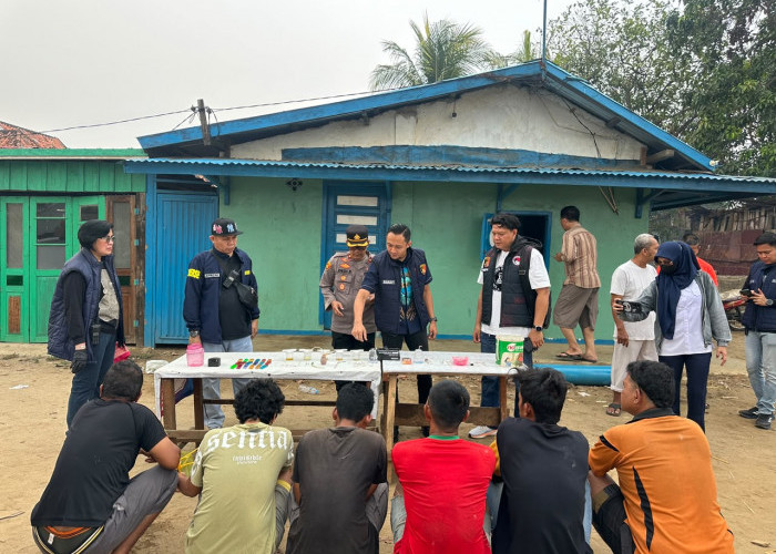 Giliran Kampung Narkoba di Tangga Takat Digerebek Polisi, Enam Orang Pemakai Ditangkap!