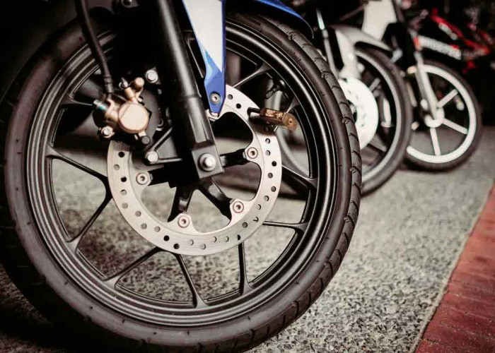 Rekomendasi Ban Motor Terbaik Anti Licin, Cocok Dipakai saat Musim Hujan Januari 2026 